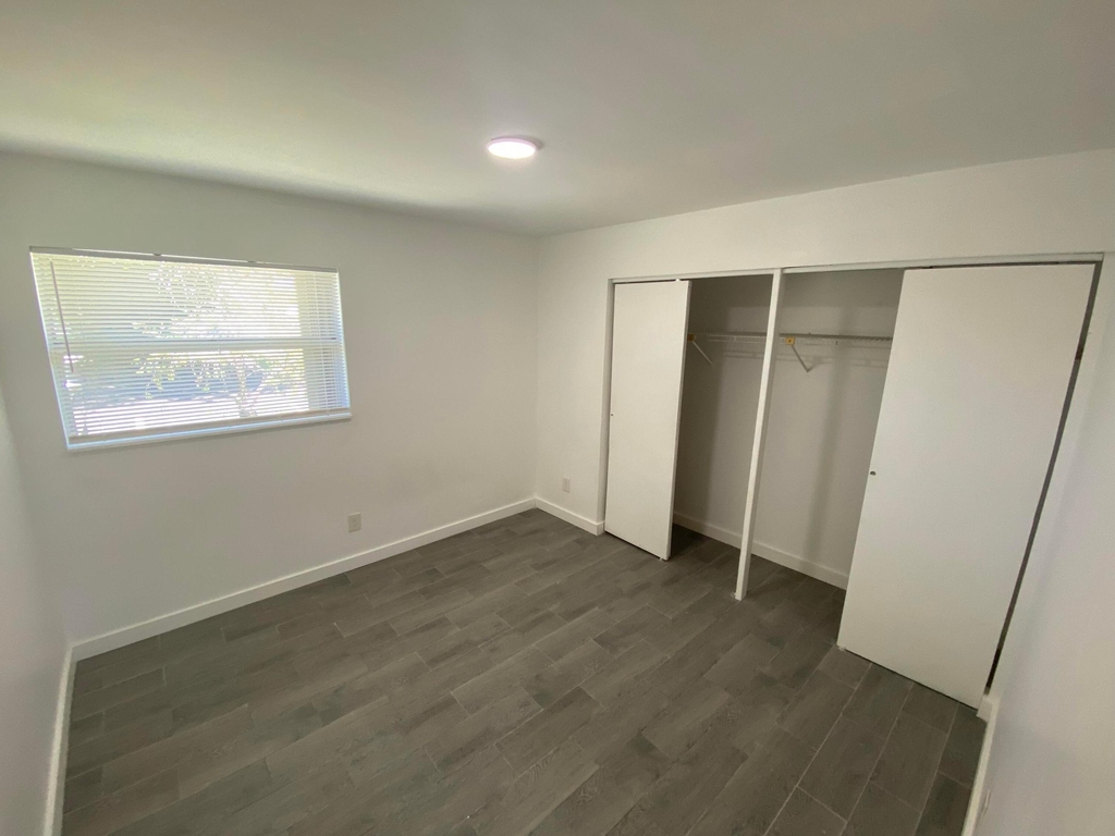 850 Sw 9th Avenue - Photo 4