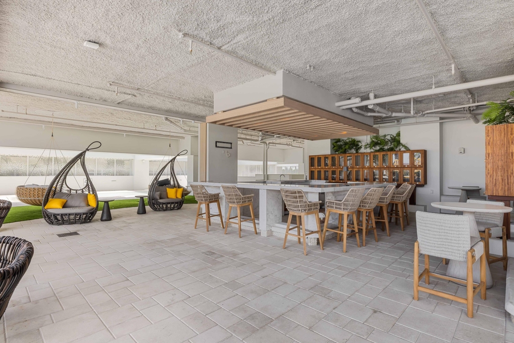 305 Briny Avenue - Photo 31