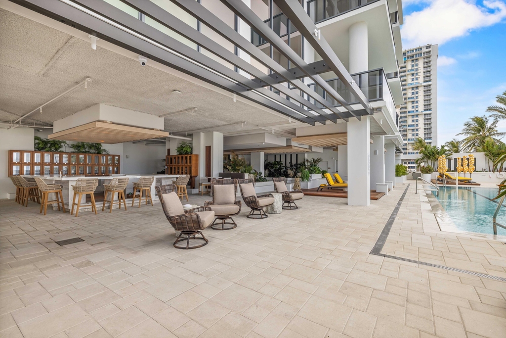 305 Briny Avenue - Photo 32