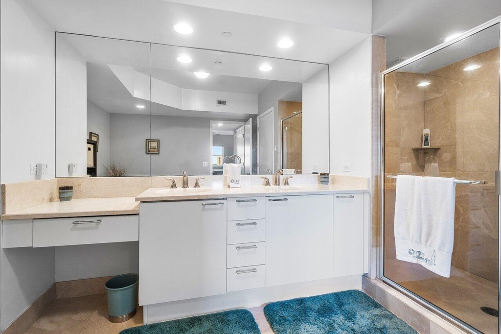 2640 Lake Shore Drive - Photo 28