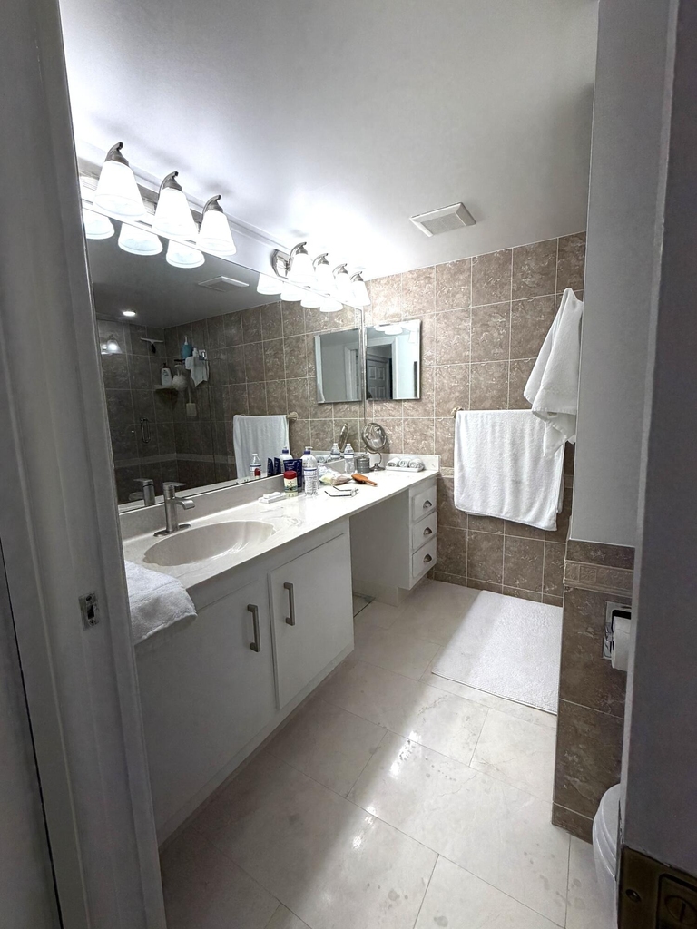 20 Royal Palm Way - Photo 15