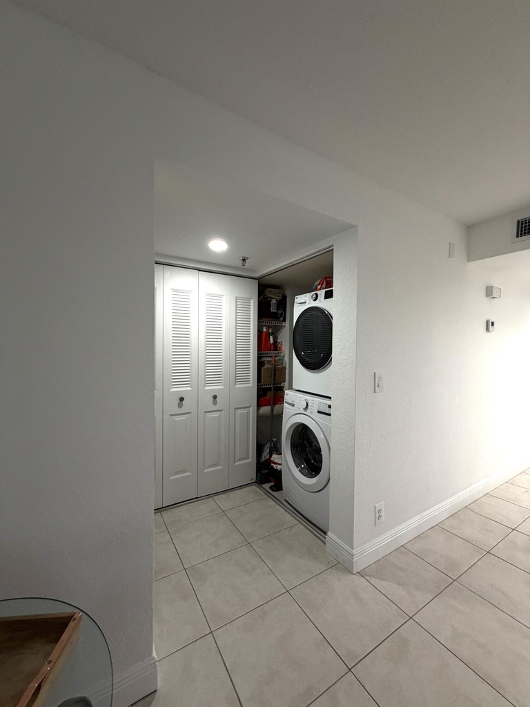 20 Royal Palm Way - Photo 12