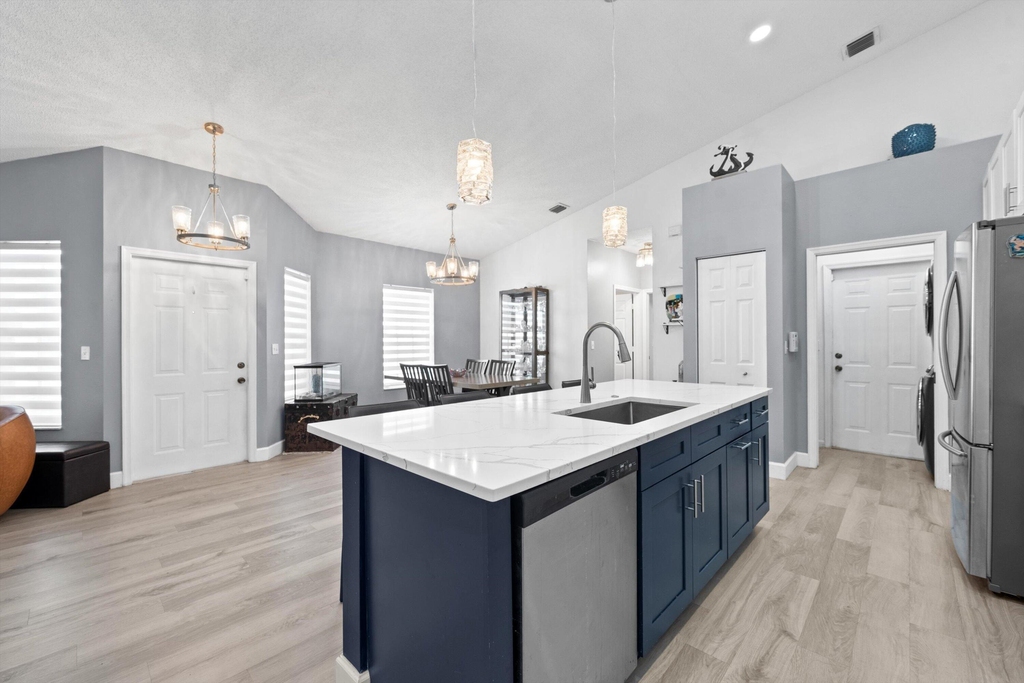 10761 Pelican Drive - Photo 3