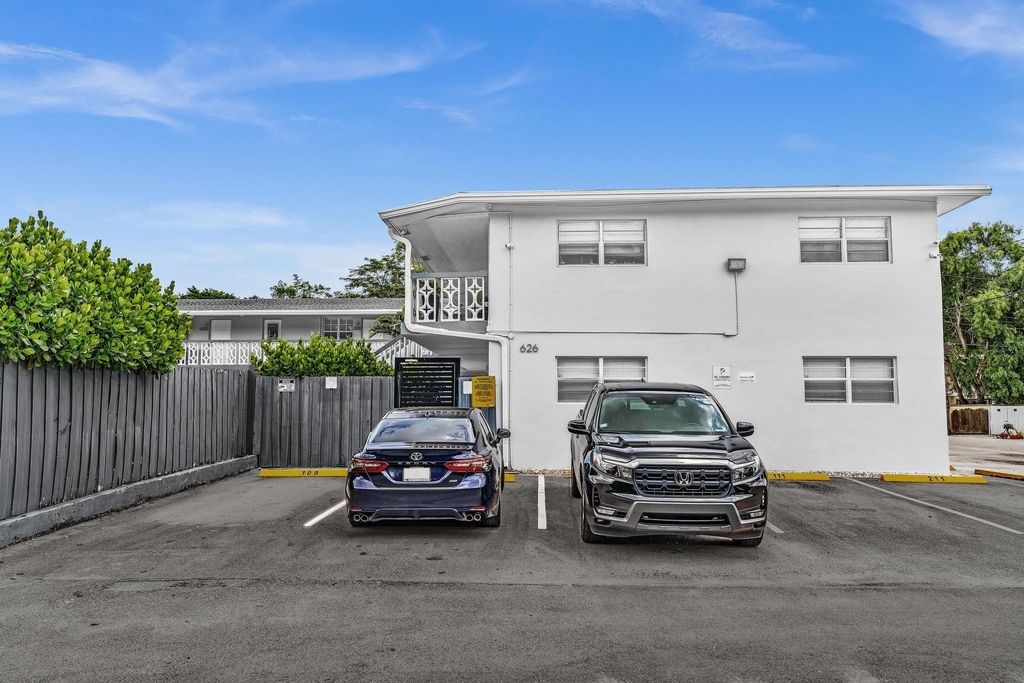 626 Sw 14th Avenue - Photo 40