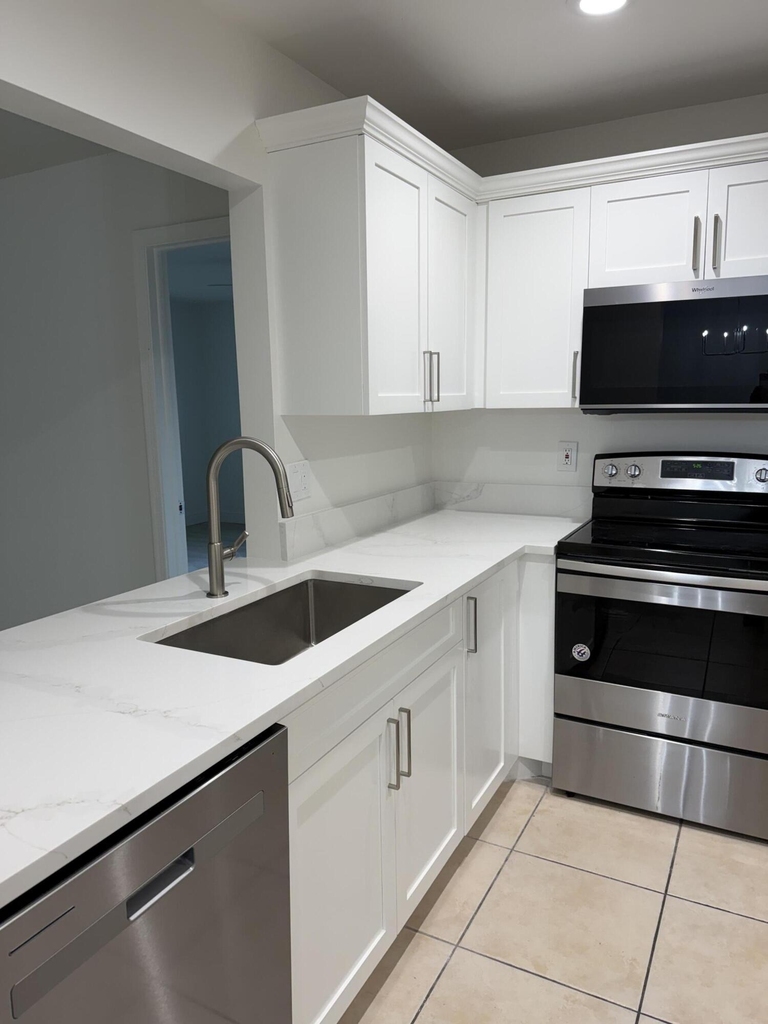 9646 Ohio Place - Photo 5
