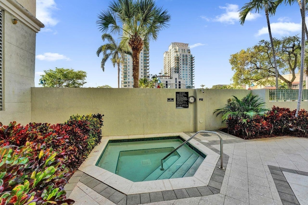 401 Sw 4th Avenue - Photo 30