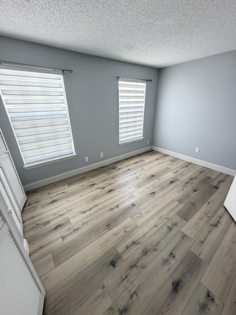 317 Georgian Park Drive - Photo 6