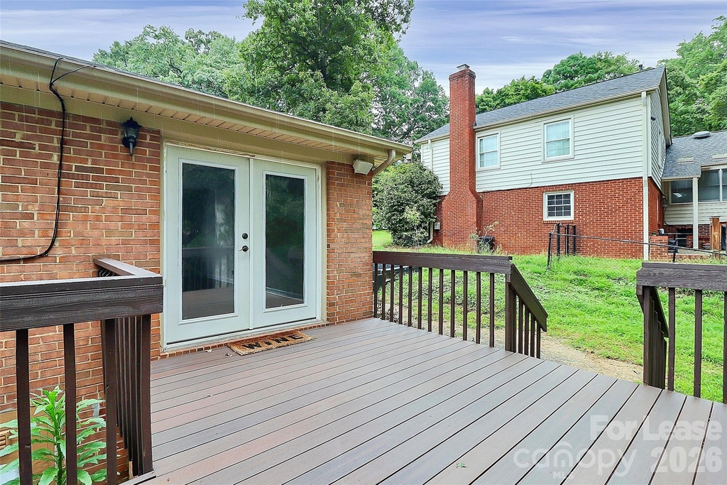 6133 Colchester Place - Photo 5
