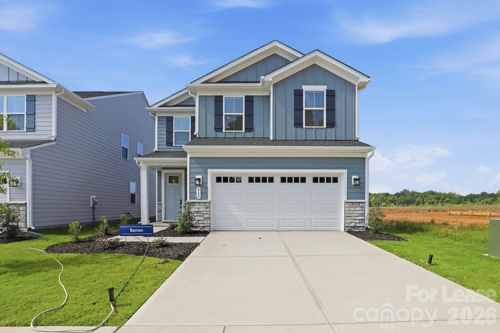862 Heathway Drive - Photo 0