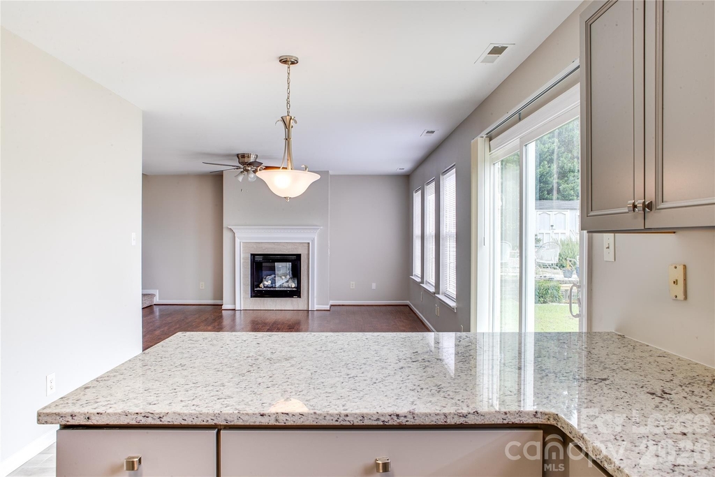 2035 Speedwell Court - Photo 11
