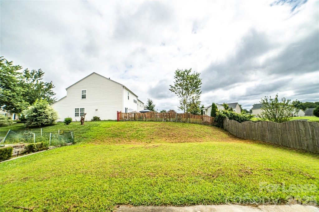 2035 Speedwell Court - Photo 34