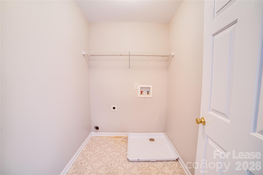 2035 Speedwell Court - Photo 32