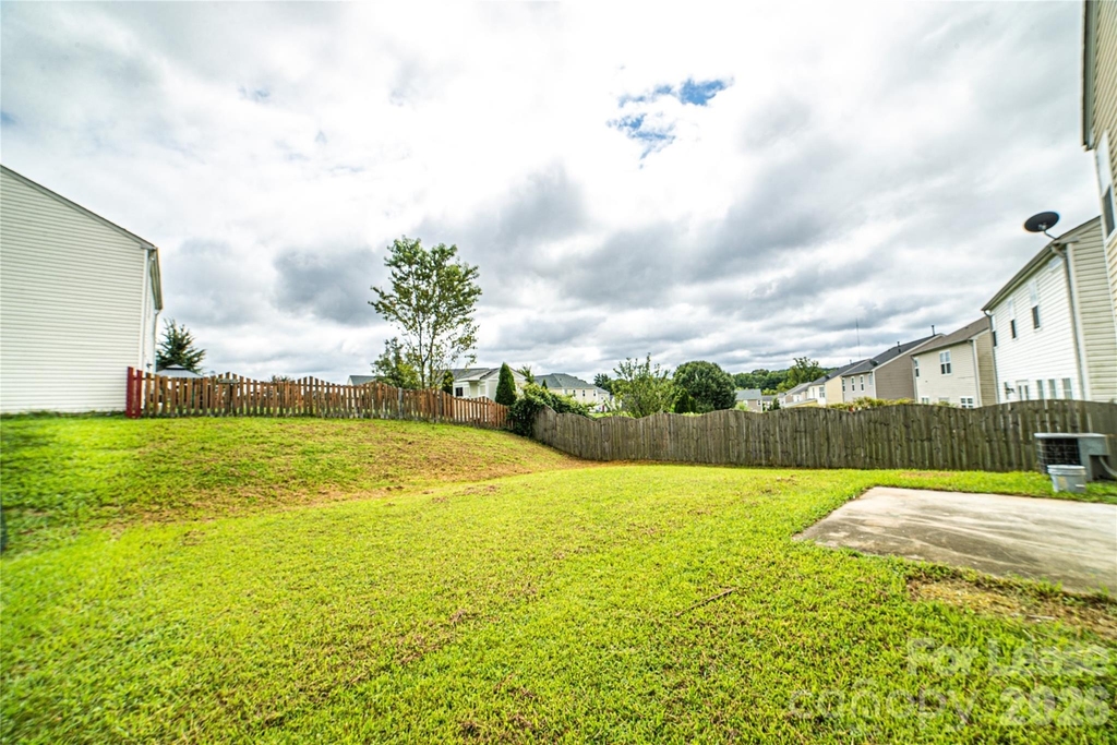 2035 Speedwell Court - Photo 35