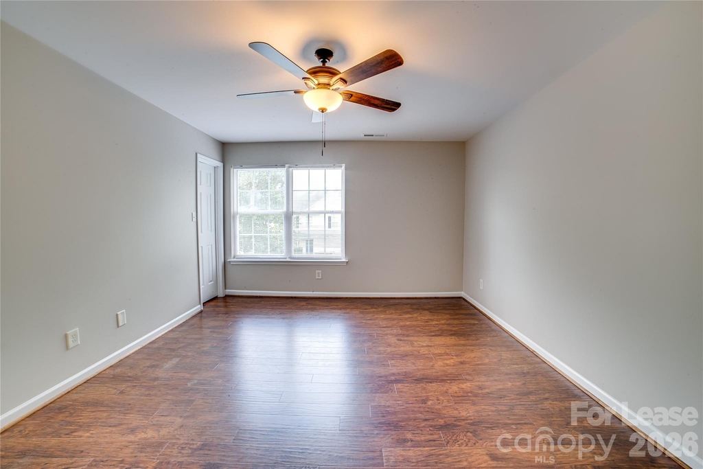 2035 Speedwell Court - Photo 31