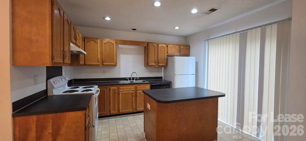 9134 Charminster Court - Photo 1