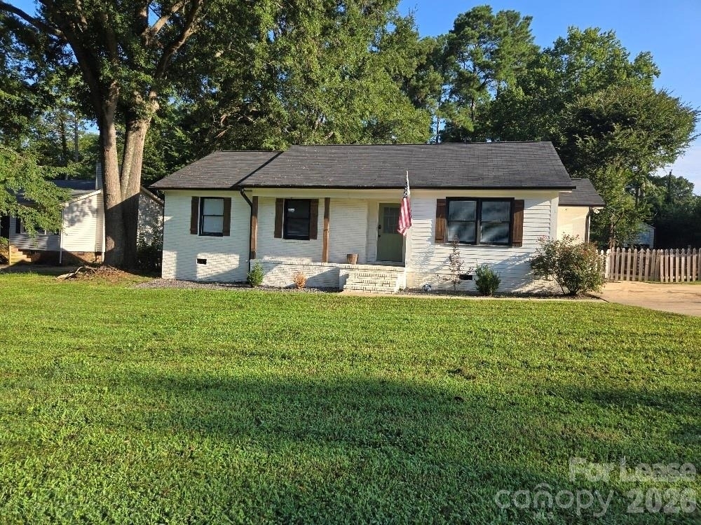 2021 Downey Street - Photo 0