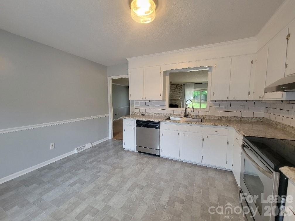 2021 Downey Street - Photo 3