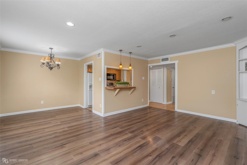 3730 Fairfield Avenue - Photo 3