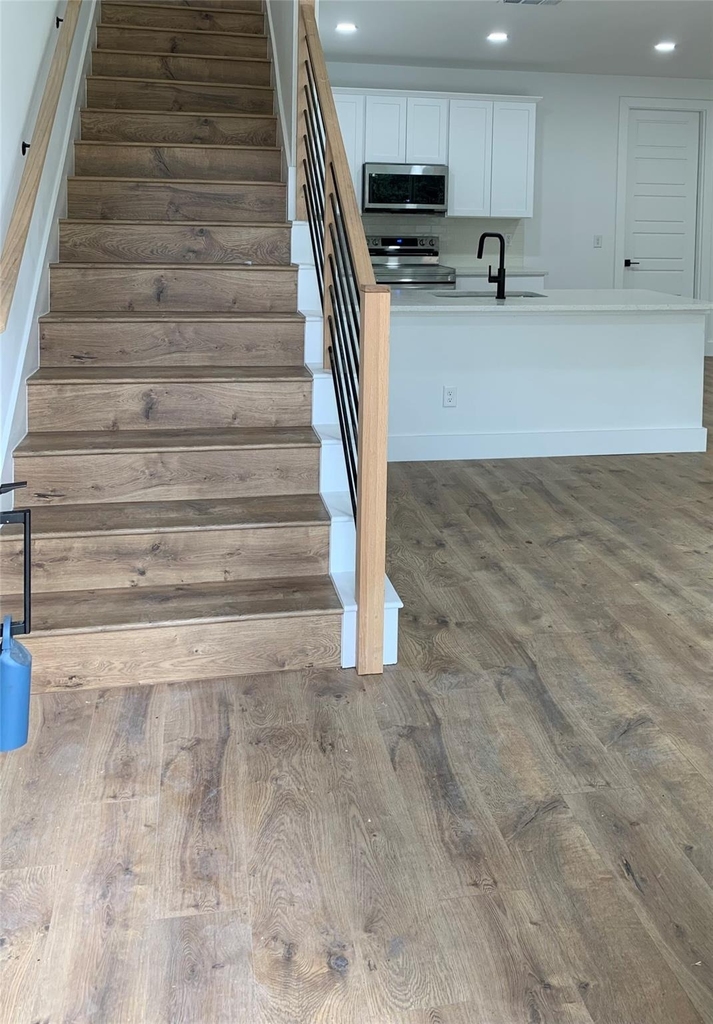 9471 Timberleaf Drive - Photo 1