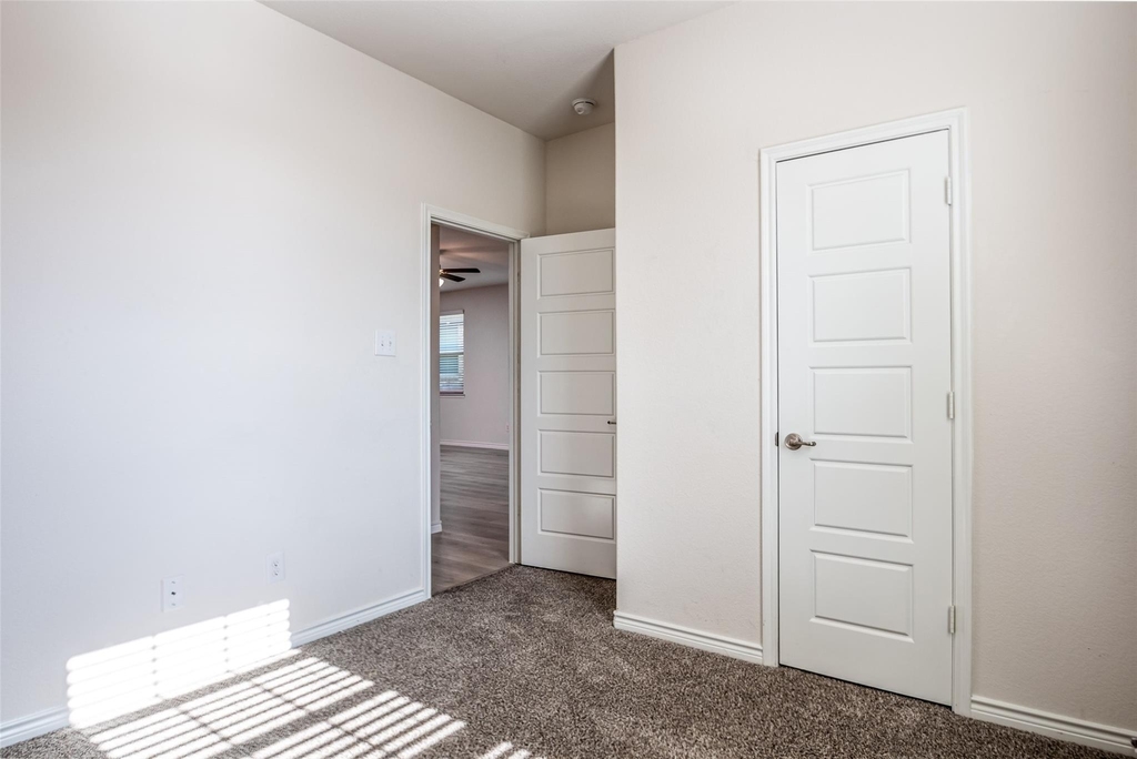 2721 Franklin Drive - Photo 11