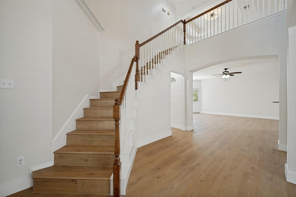 7140 Bryce Canyon Drive - Photo 2