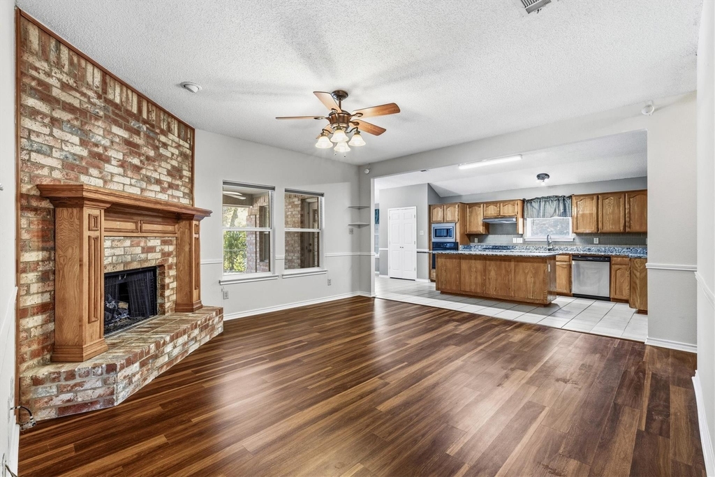 5106 Lee Hutson Lane - Photo 1