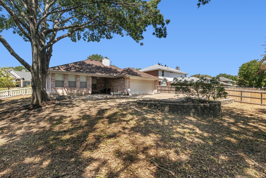 5106 Lee Hutson Lane - Photo 14