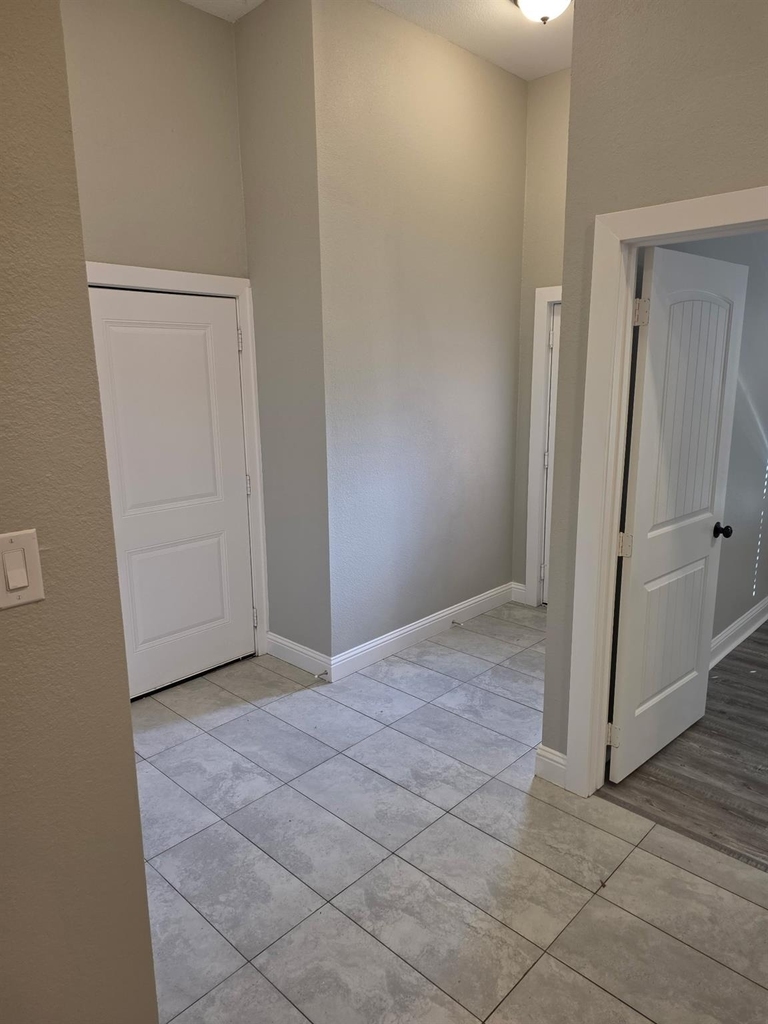 1103 E 12th Avenue - Photo 13