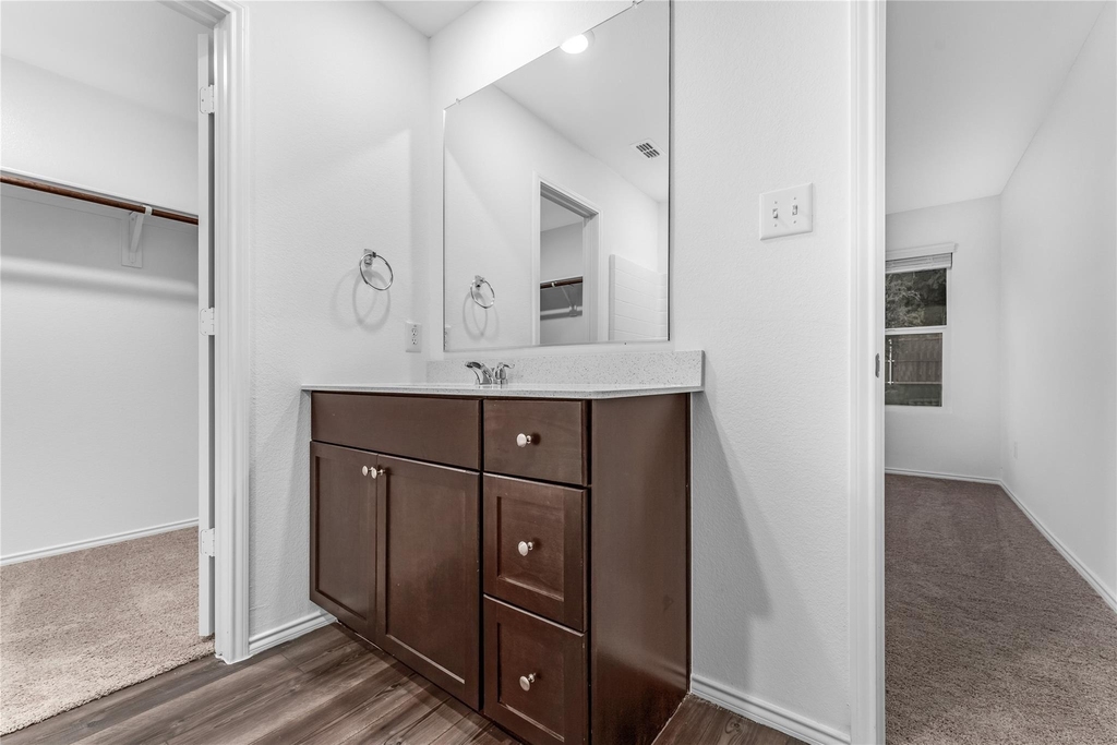 7512 Woodpecker Drive - Photo 5