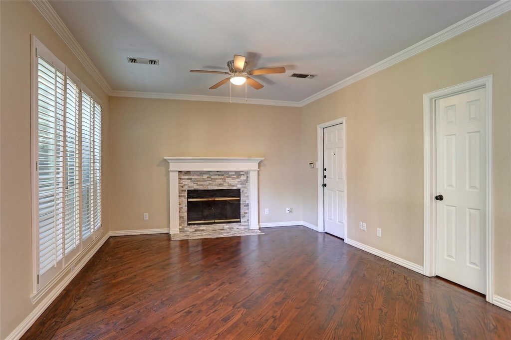 3777 Meadowcreek Circle - Photo 10