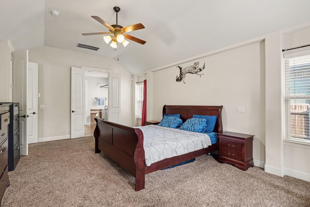 2412 Lynbridge Drive - Photo 19