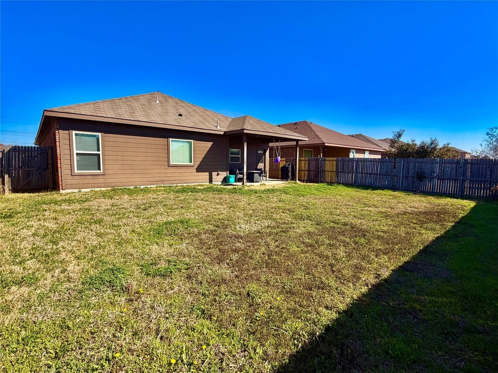 1068 Meadow Scape Drive - Photo 14