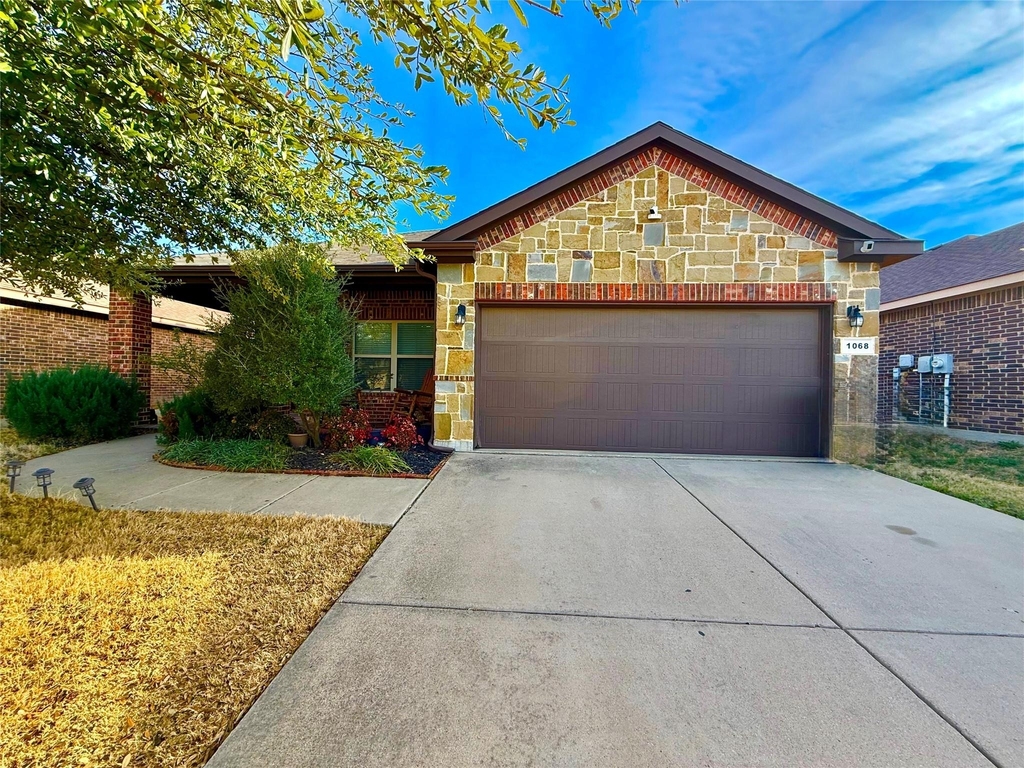 1068 Meadow Scape Drive - Photo 0