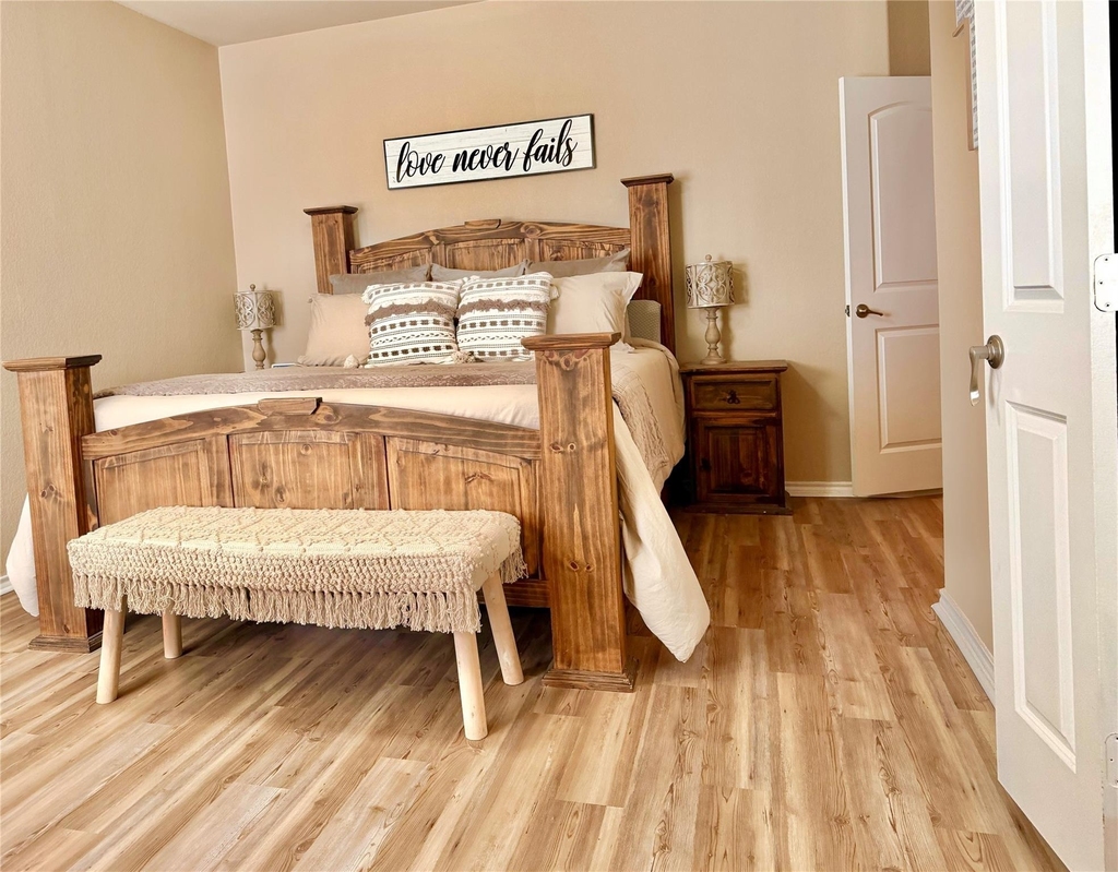 1068 Meadow Scape Drive - Photo 9