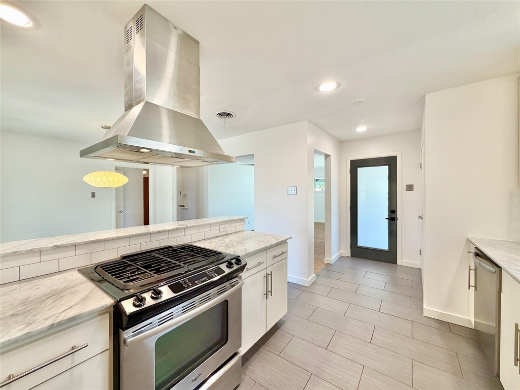 2223 Forest Oaks Drive - Photo 8