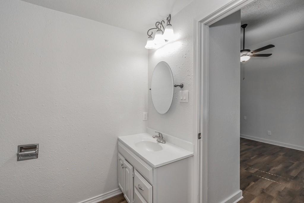 505 N Lamar Street - Photo 16