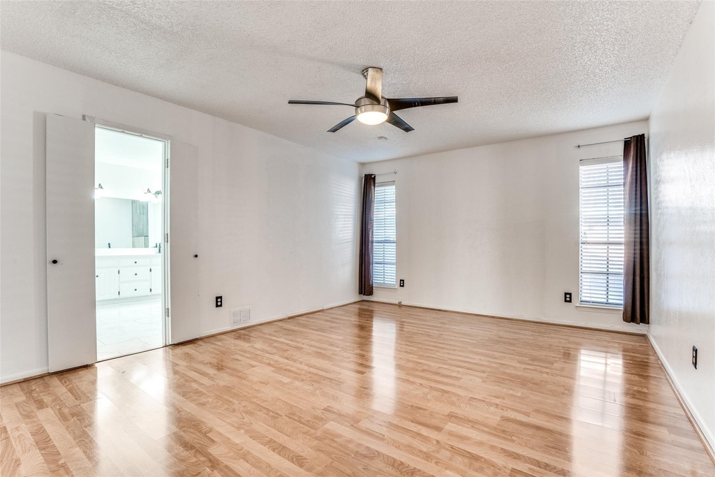 1021 Auburn Drive - Photo 12