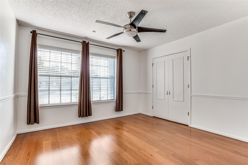 1021 Auburn Drive - Photo 16