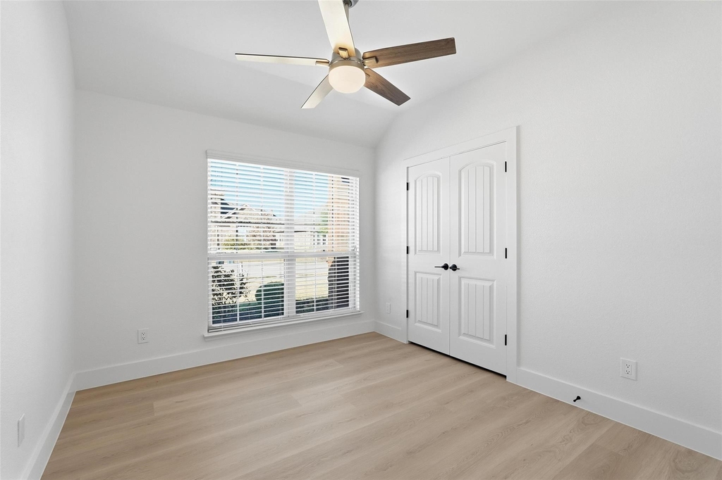 1295 White Water Lane - Photo 31