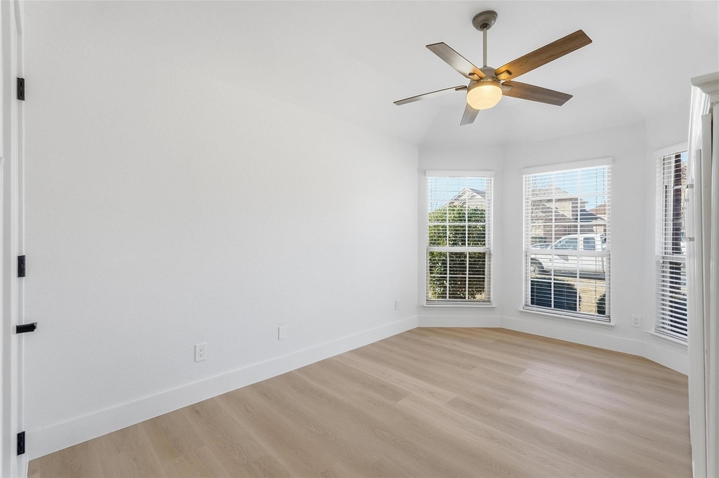 1295 White Water Lane - Photo 25
