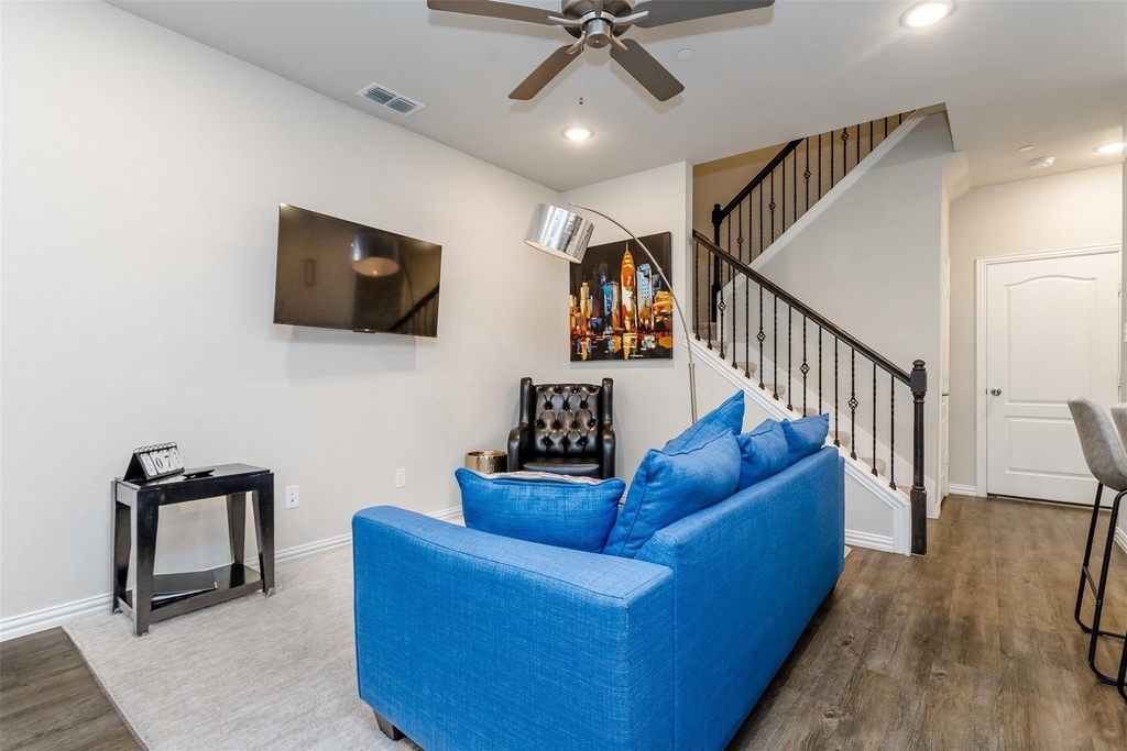 1270 Alamo Drive - Photo 8