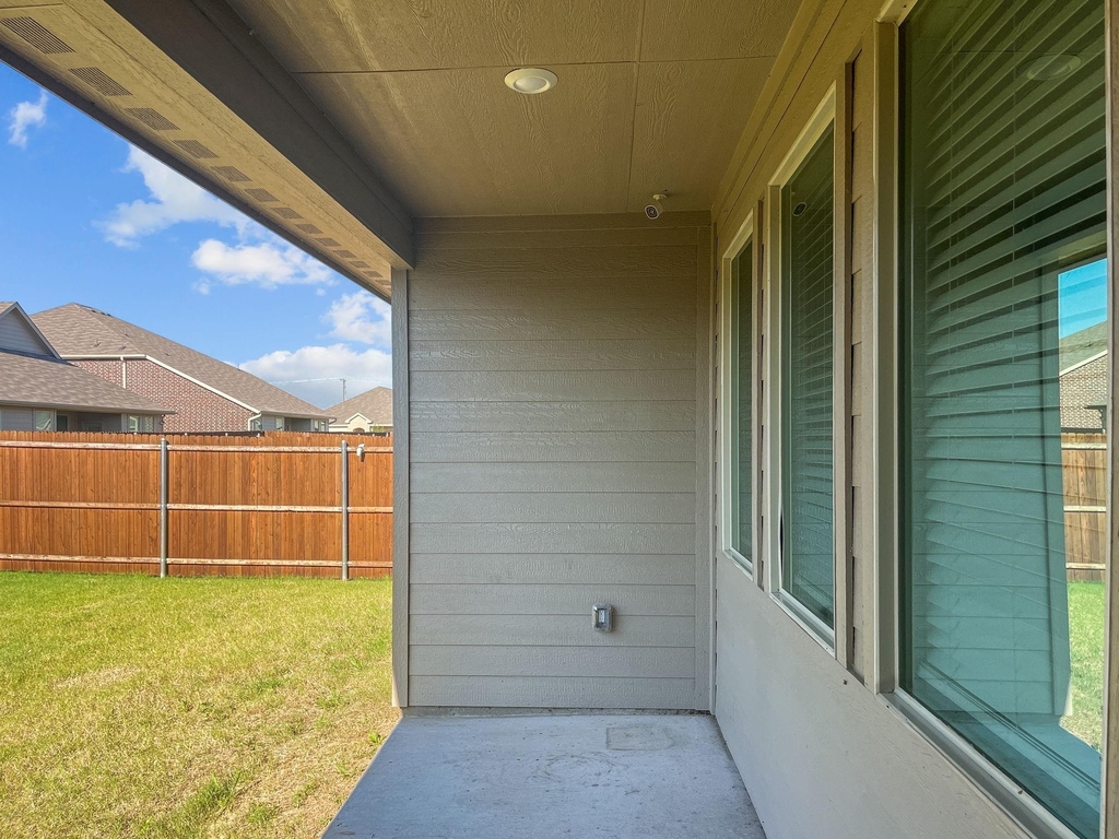 114 Autumn Sage Lane - Photo 4