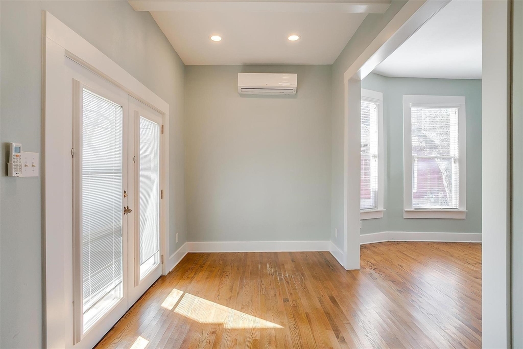 1523 Alston Avenue - Photo 10