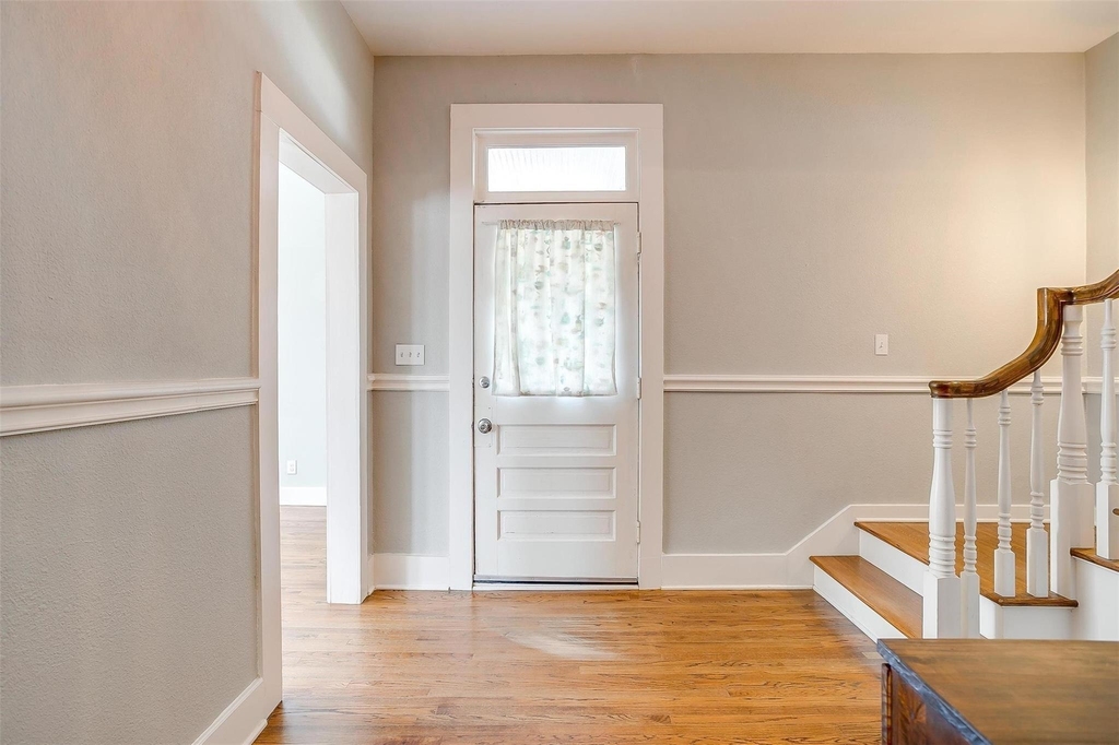 1523 Alston Avenue - Photo 4