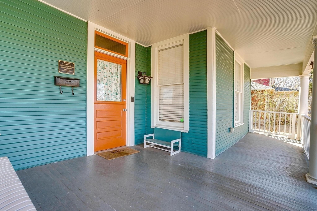 1523 Alston Avenue - Photo 3