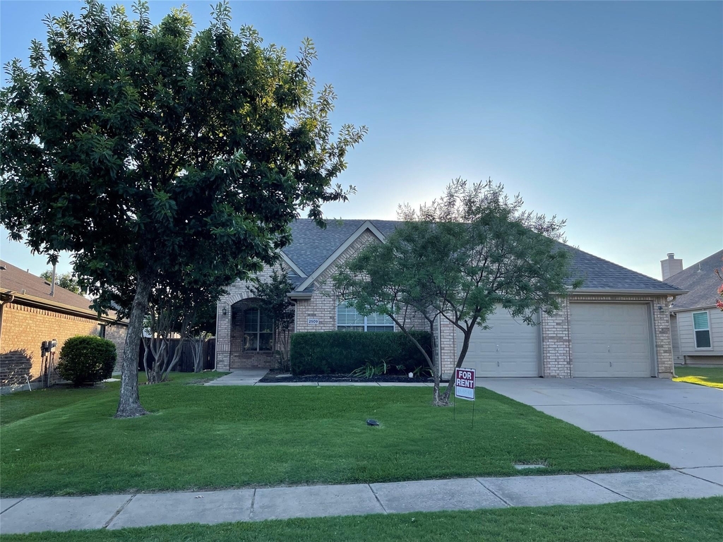 2509 Shooting Star Drive - Photo 0