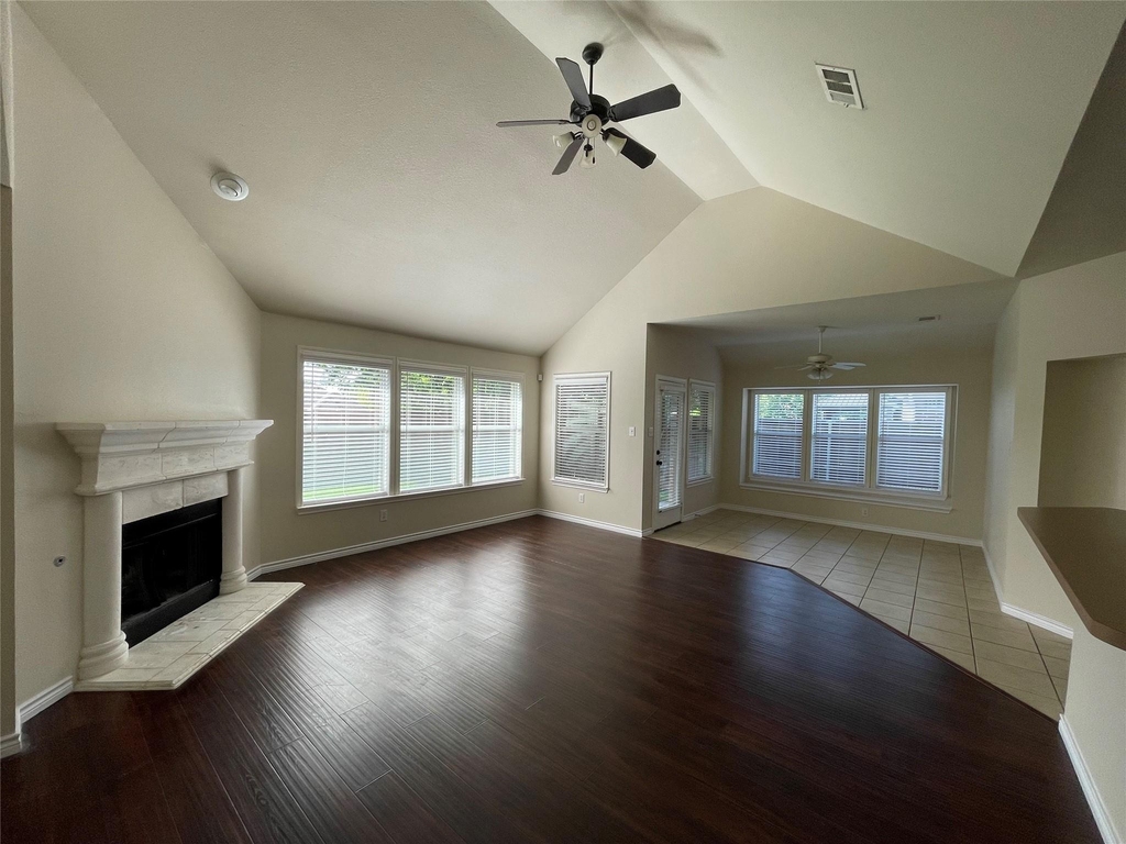 2509 Shooting Star Drive - Photo 3