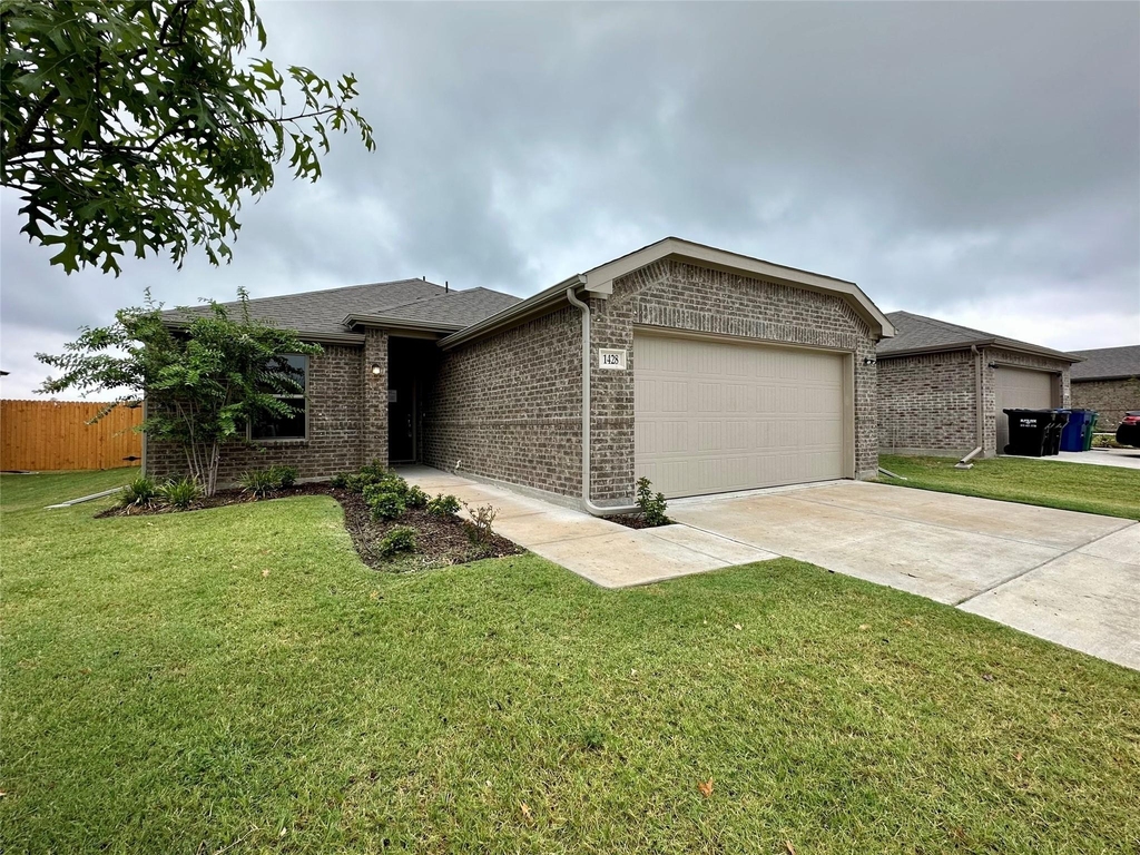 1428 Waverley Drive - Photo 1