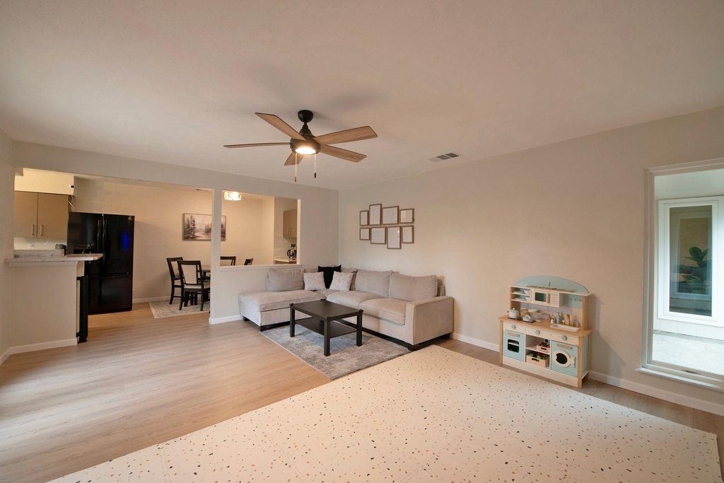 9322 Shipman Street - Photo 15