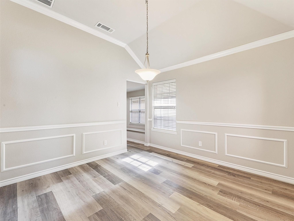 2709 Vail Drive - Photo 4